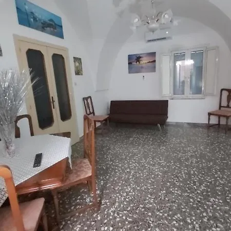 Casa Deno *